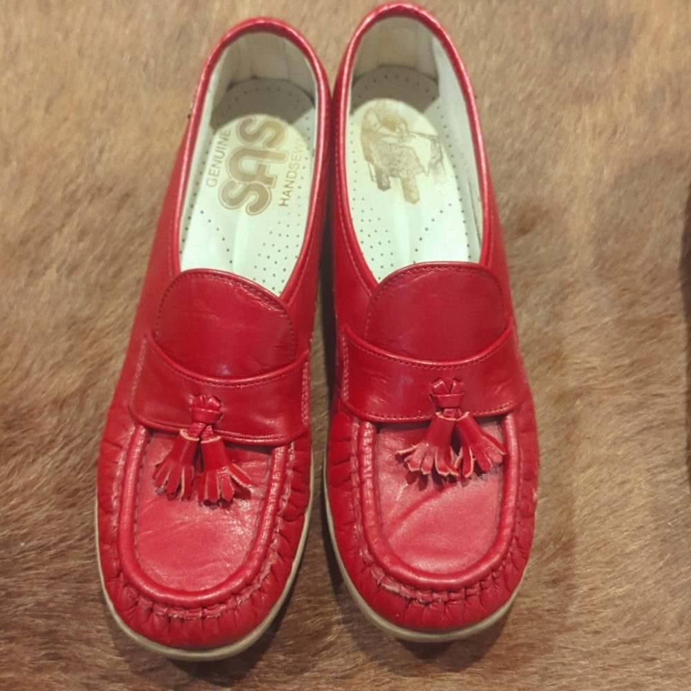 SAS classic slip on loafer